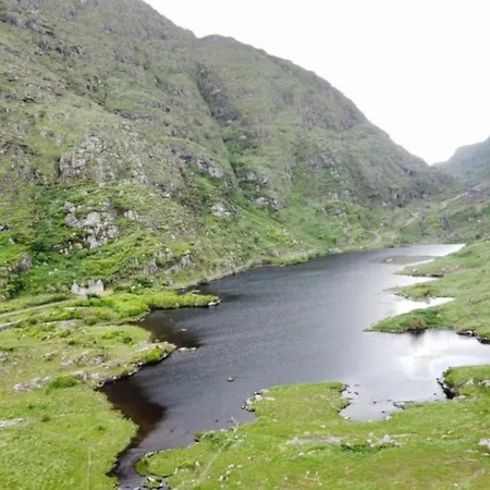 Gap Of Dunloe Shepherd's Holiday home